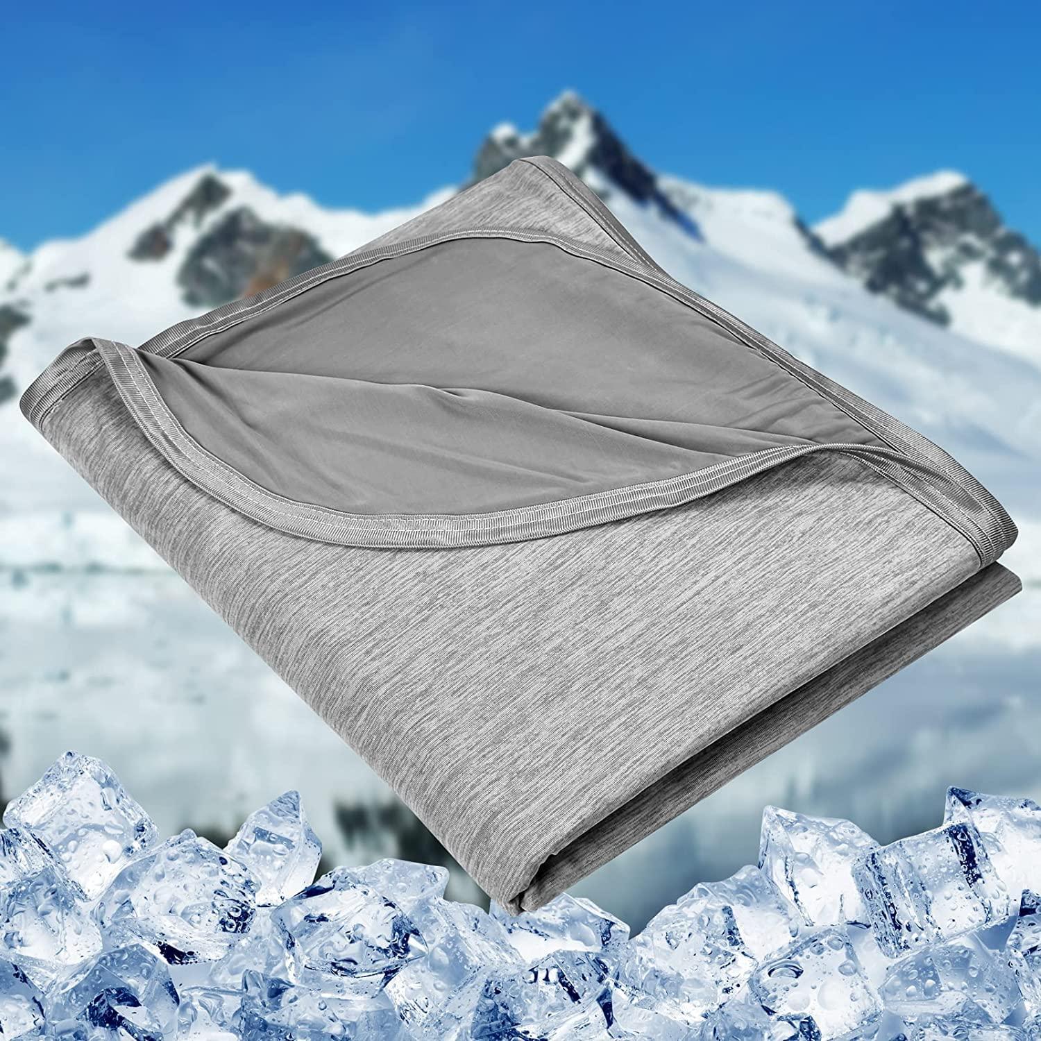 HOMFINE Couverture Rafraichissante d'Été Adulte - Fibre de Refroidissement Japonaise Q-Max>0.45,Double Face Couverture Rafraîchissante pour Lit Canapé Voyage, Gris 150 X 200 CM